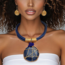 Cargar imagen en el visor de la galería, Pendant Blue Leather Wire Wrapped Resin Necklace

