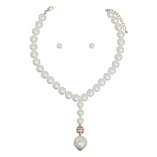Cargar imagen en el visor de la galería, Pearl Couture Cream Single Strand Pendant Necklace
