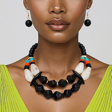 Cargar imagen en el visor de la galería, Beaded Black Stone Ethnic Chic Layered Necklace
