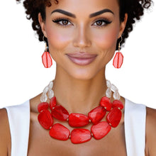 Cargar imagen en el visor de la galería, Collar Vibrant Marbled Red Bead Layered Necklace
