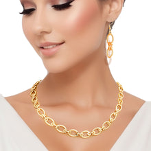 Load image into Gallery viewer, Twisted Oval Gold Metal Chain Set

