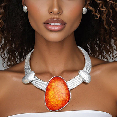 Collar Silver Omega Orange Resin Tribal Necklace