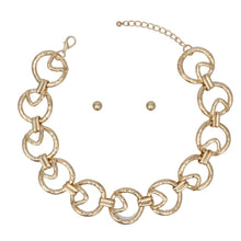 Load image into Gallery viewer, Chain Gold Edgy Sculptured Round Link Necklace
