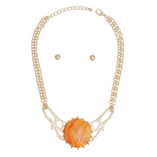 Cargar imagen en el visor de la galería, Collar Orange Resin Dome Gold Chain Necklace Women
