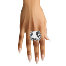 Cargar imagen en el visor de la galería, Cocktail Leopard Print Round Silver Stretch Ring
