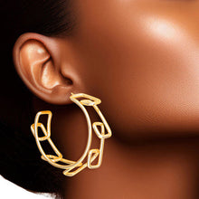 Load image into Gallery viewer, Hoop 14K Gold Medium Geo Wire Earrings for Women
