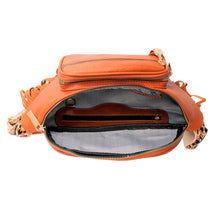 Cargar imagen en el visor de la galería, Brown Fringe Fanny Pack
