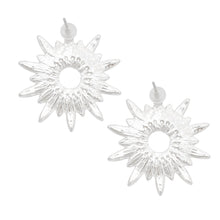 Cargar imagen en el visor de la galería, Stud Celestial Star Silver Earrings for Women
