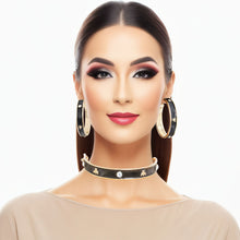 Cargar imagen en el visor de la galería, Black Bee  Casting Choker- Heavy
