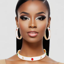 Load image into Gallery viewer, White Bee Casting Choker - Heavy
