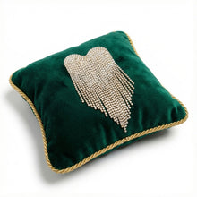 Load image into Gallery viewer, Brooch Gold Playful and Flirty Fringe Heart Pin
