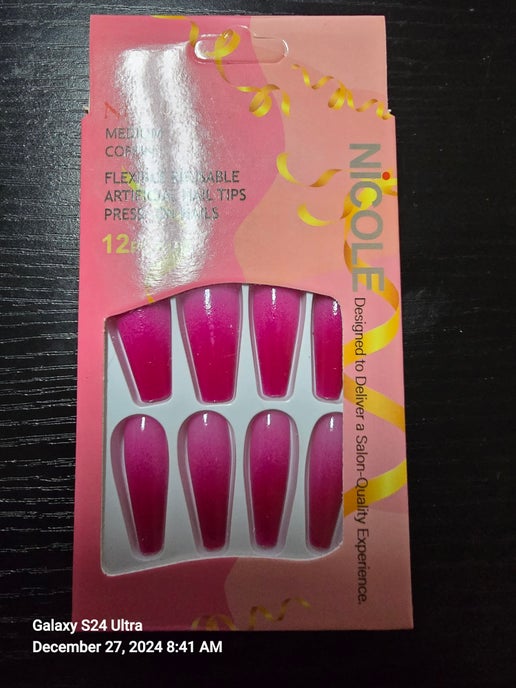 5019 - Press-on Nails