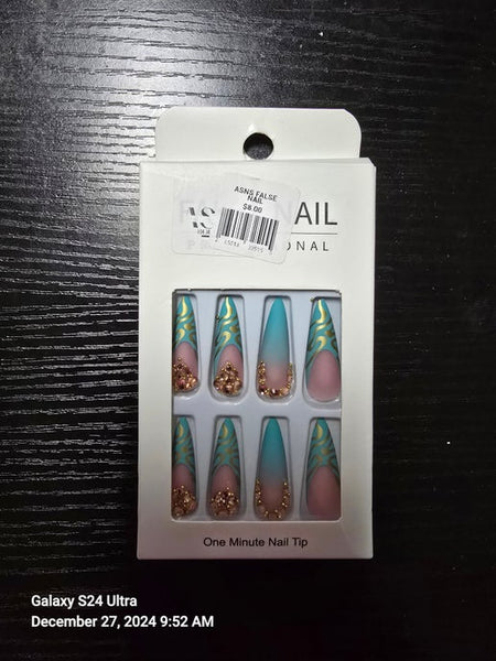5026 - Press-on Nails