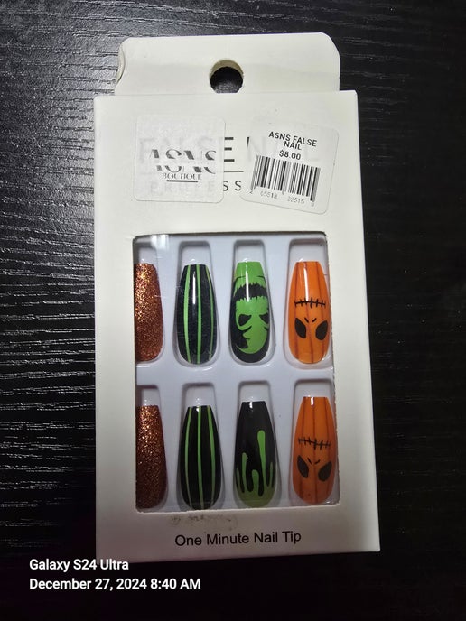 5033 - Press-on Nails