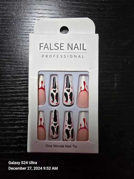 5023 - Press-on Nails