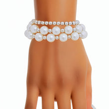 Cargar imagen en el visor de la galería, 3 Strand White Pearl Silver Bracelets

