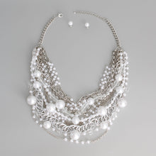 Load image into Gallery viewer, Pearls Beads Silver Chain Set

