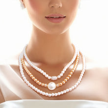 Cargar imagen en el visor de la galería, Cream and Gold Pearl 3 Strand Necklace Set
