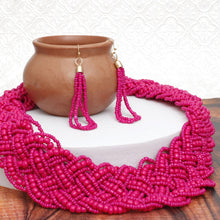 Cargar imagen en el visor de la galería, Collar Fuchsia Seed Bead Braided Collar Necklace
