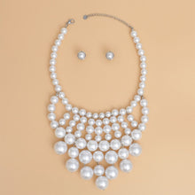 Cargar imagen en el visor de la galería, Pearl Bib White Ornate Chunky Drop Necklace Women
