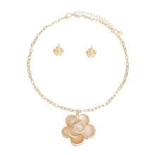 Cargar imagen en el visor de la galería, Pendant Cream 3D Rose Gold Chain Set for Women
