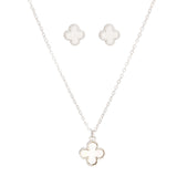 Pendant Vintage White Quatrefoil Silver Necklace