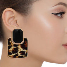 Load image into Gallery viewer, Drop Retro Glam Black Crystal Leopard Earrings
