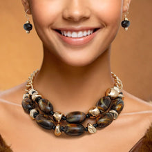 Cargar imagen en el visor de la galería, Beaded Deep Marbled Brown Gold Chain Necklace
