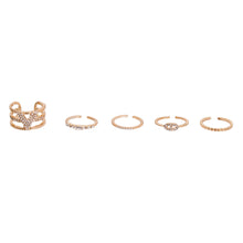 Cargar imagen en el visor de la galería, Gilded Glamour: Signature Rings Set
