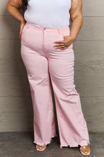 Cargar imagen en el visor de la galería, RISEN Raelene Full Size High Waist Wide Leg Jeans in Light Pink
