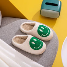 Cargar imagen en el visor de la galería, Melody Smiley Face Slippers
