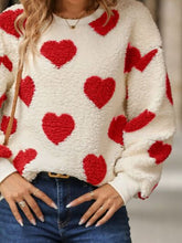 Cargar imagen en el visor de la galería, Fuzzy Heart Dropped Shoulder Sweatshirt
