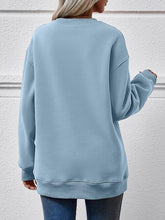 Cargar imagen en el visor de la galería, MERRY AND BRIGHT Long Sleeve Sweatshirt
