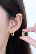 Cargar imagen en el visor de la galería, Moissanite 925 Sterling Silver Geometrical Huggie Earrings
