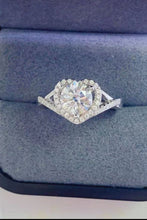 Cargar imagen en el visor de la galería, Adored 1 Carat Moissanite 925 Sterling Silver Heart Ring
