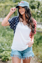 Cargar imagen en el visor de la galería, US Flag V-Neck Tee Shirt
