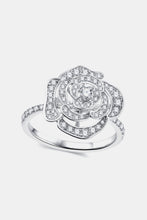 Cargar imagen en el visor de la galería, 3.4 Carat Moissanite Flower Shape Ring
