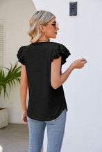 Cargar imagen en el visor de la galería, Smocked Flutter Sleeve V-Neck Top
