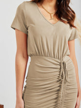 Cargar imagen en el visor de la galería, Ruched Slit V-Neck Short Sleeve Dress
