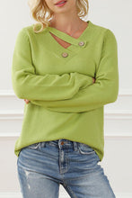 Cargar imagen en el visor de la galería, Asymmetrical Neck buttoned Long Sleeve Sweater

