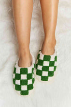 Cargar imagen en el visor de la galería, Melody Checkered Print Plush Slide Slippers
