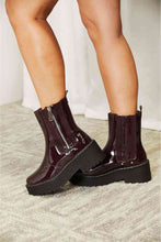 Cargar imagen en el visor de la galería, Forever Link Side Zip Platform Boots
