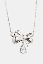 Cargar imagen en el visor de la galería, Teardrop Shape 925 Sterling Silver Zircon Pandent Necklace

