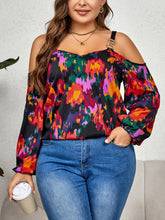 Cargar imagen en el visor de la galería, Plus Size Printed Cold Shoulder Long Sleeve Blouse
