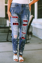 Load image into Gallery viewer, Plaid Snow Graphic Distressed Jeans

