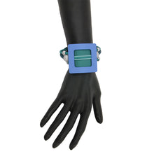 Cargar imagen en el visor de la galería, Teal Rubber Bracelet with Metal Square Design
