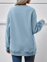Cargar imagen en el visor de la galería, MERRY CHRISTMAS Long Sleeve Sweatshirt
