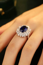 Load image into Gallery viewer, Lab-Grown Sapphire Flower Shape Ring
