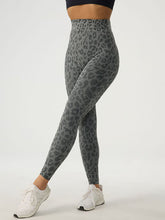 Load image into Gallery viewer, Leopard High Waist Active Pants

