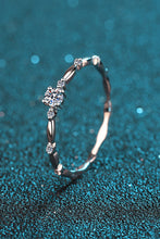 Cargar imagen en el visor de la galería, Moissanite 925 Sterling Silver Rhodium-Plated Ring
